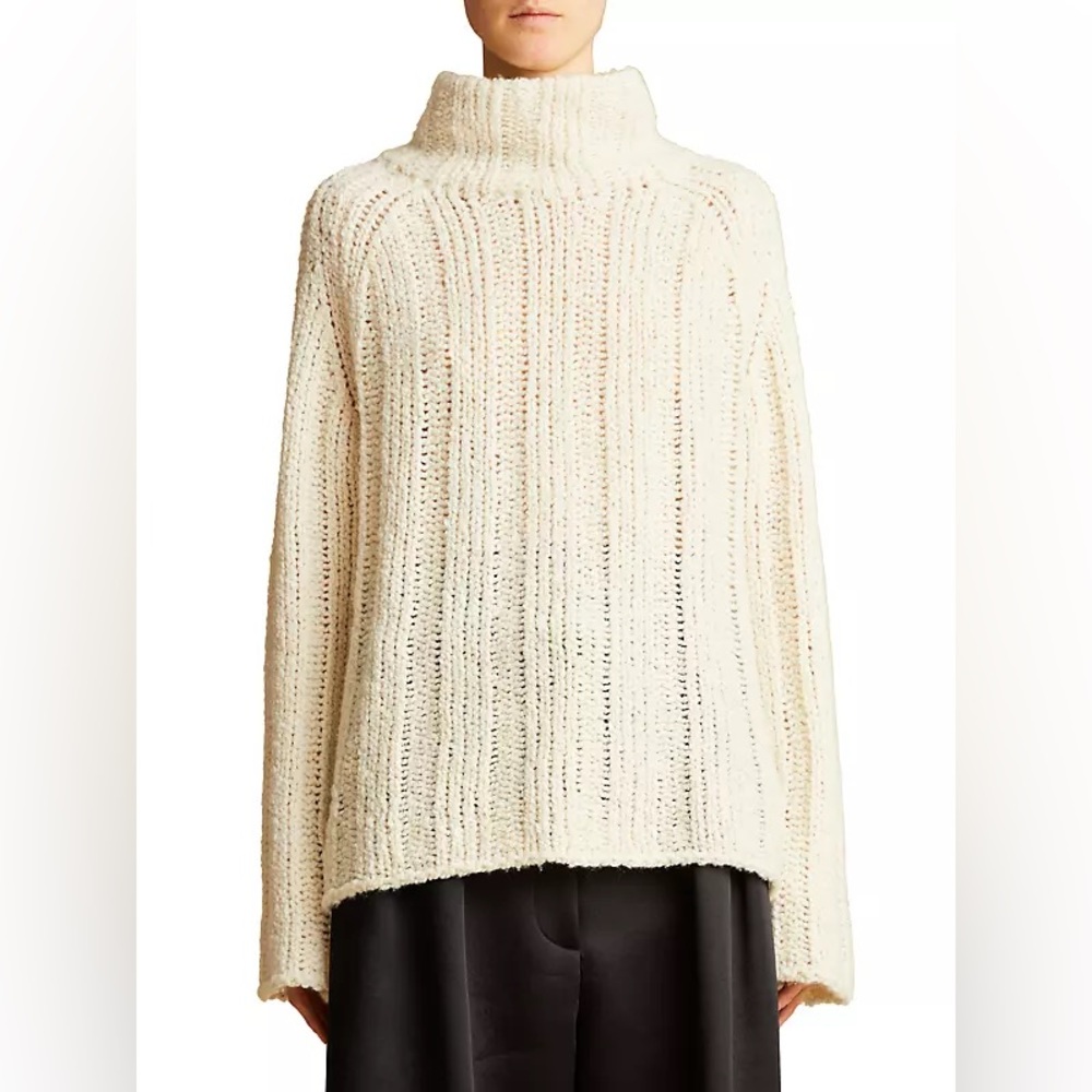 NWT Khaite Klimpt Turtleneck